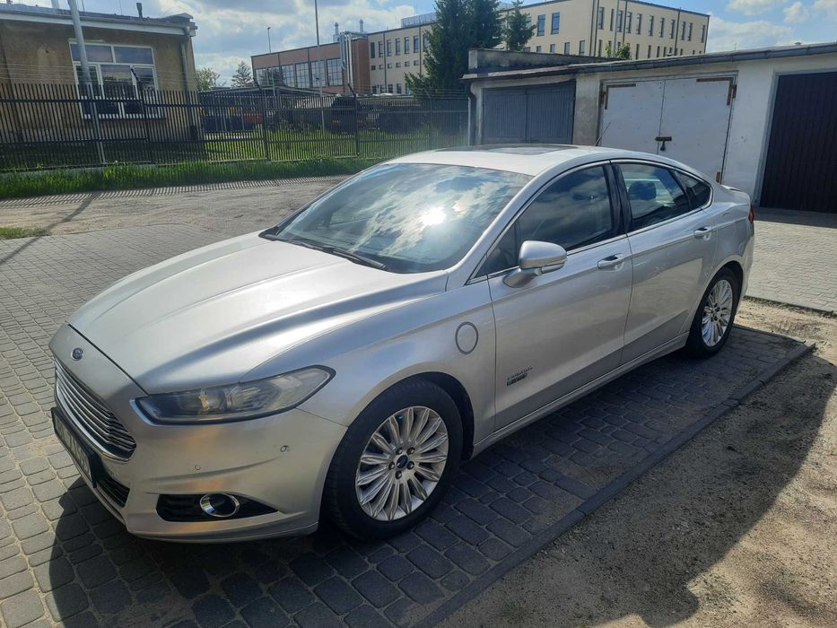 Sprzedam Ford Fusion hybryda 2013 rok