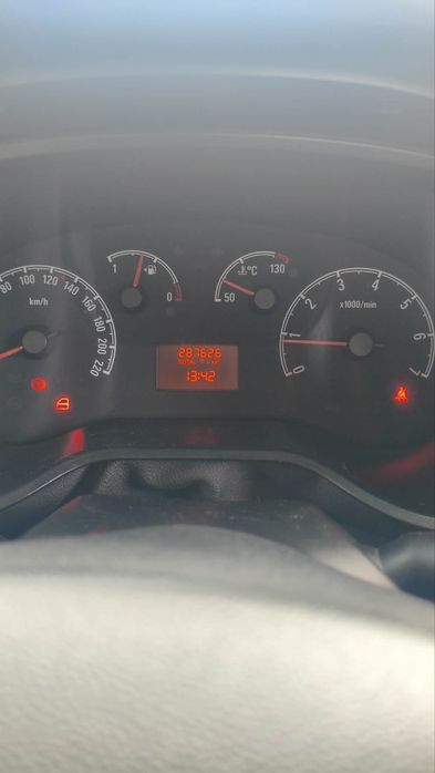 Opel combo VAN 2.0 CDTI 135KM wymieniony rozrząd