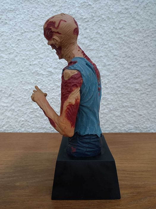 The Walking Dead: Zombie Vinyl Bust Bank 2013 Diamond Select Toys