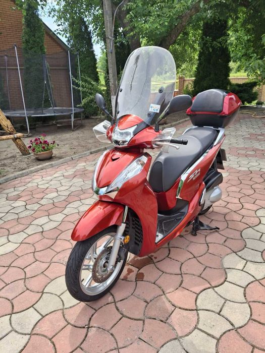 Продам Honda sh 300 2016