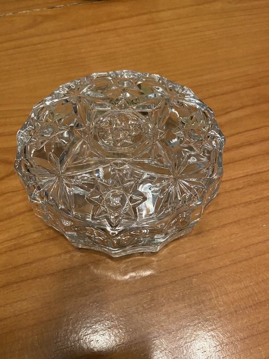 Guarda-joias em vidro com efeito de estrelas – 13 cm