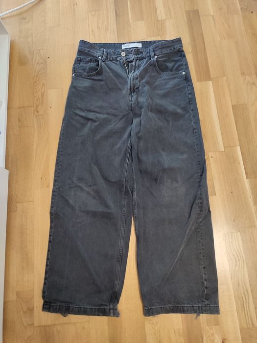 Spodnie Bershka eur40 czarne baggy