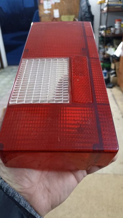 Стекло фонаря москвич 2141