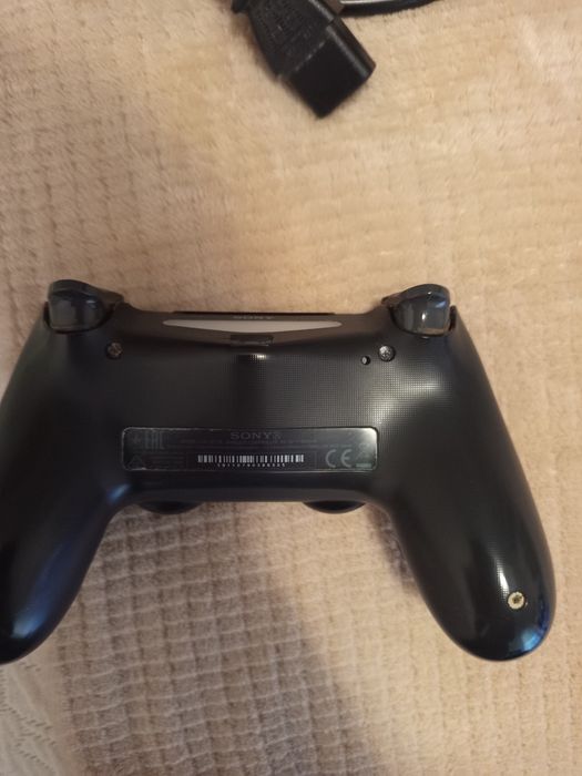 PlayStation 4 Pro Glaciar White 1TB + Extras