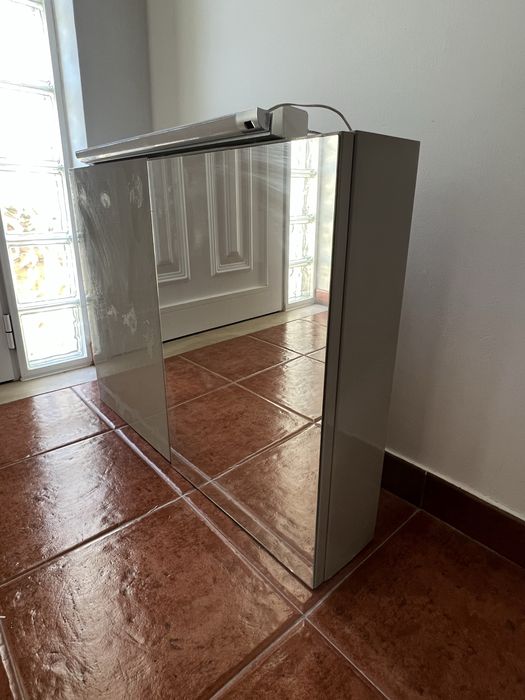 Armário de parede para casa de banho