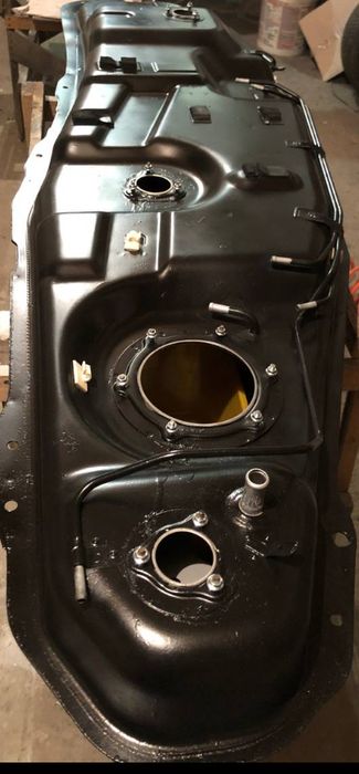 Паливні баки Mitsubishi Pajero Wagon на бензин і дизель