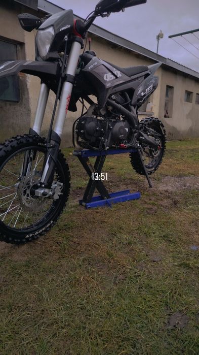 Sprzedam asixa 125
