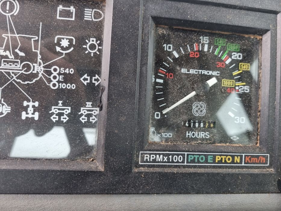 Lamborghini Premium 1060 ciagnik 106KM