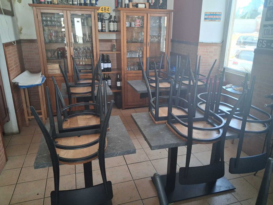 Recheio Restaurante / Café equipamentos + mobiliário Hotelaria Restauração grelhador fogão vitrines bancadas lavatório inox refrigeração congelação