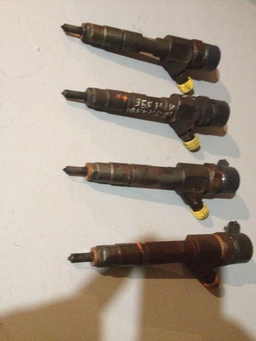 Форсунки Renault Trafic 1.9 dci Рено Трафик 1.9 0445110021 0445110146