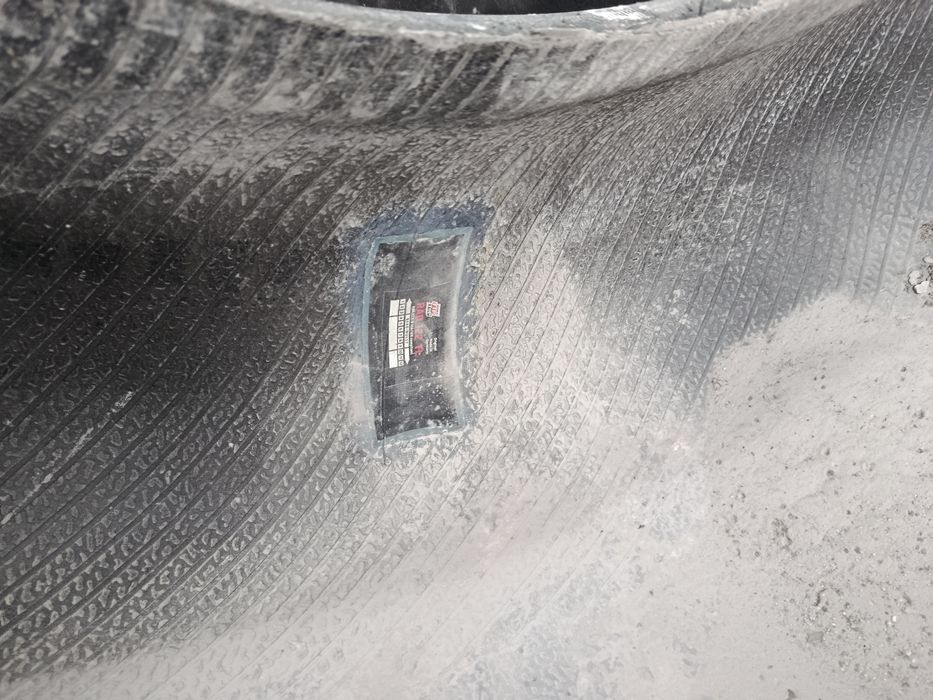 Komplet opon Vredestein 650/65R38,540/65R28