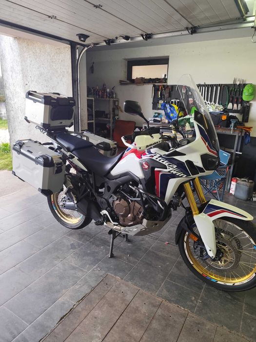 Honda África Twin CRF1000L Extraordinária