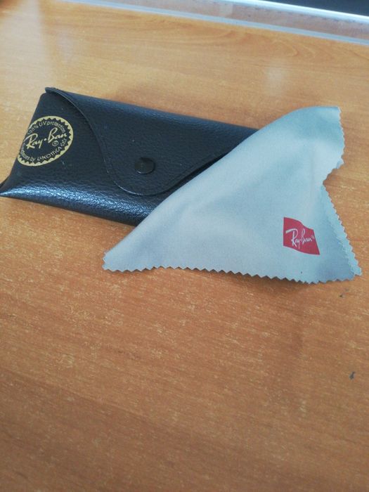 Okulary przeciwsłoneczne Ray Ban + futerał