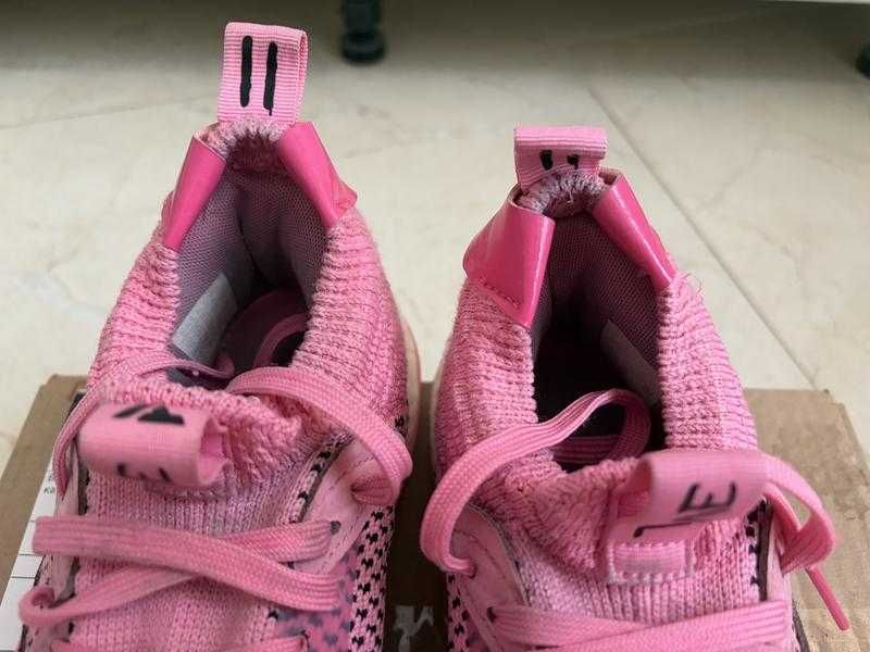Баскетбольні кросівки Adidas Trae Young 2 Pink Trap House