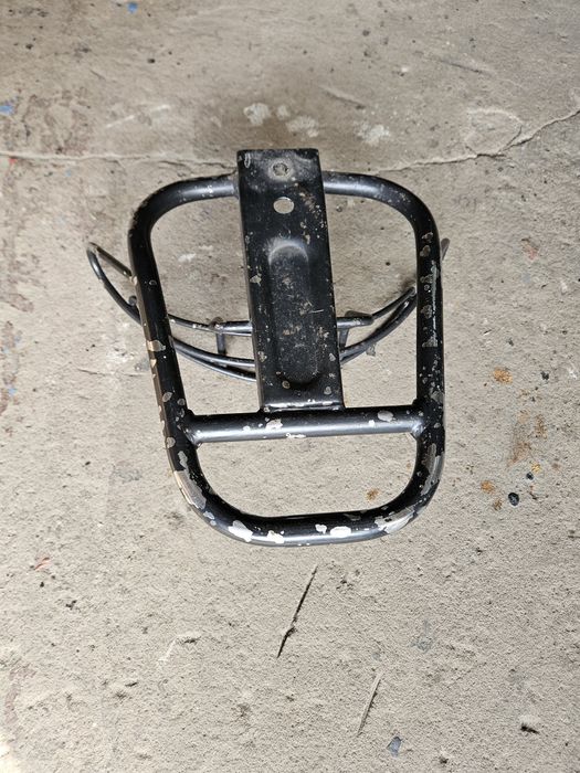 Stelaż pod kufer Peugeot Buxy 50, bagażnik, stelaż kufra schowka