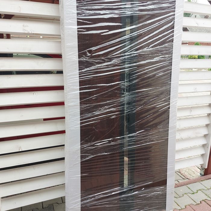 Drzwi zewnętrzne mahon 90 P i L