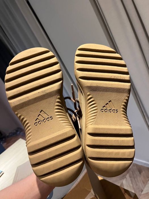 adidas Yeezy boost Desert boot 41.