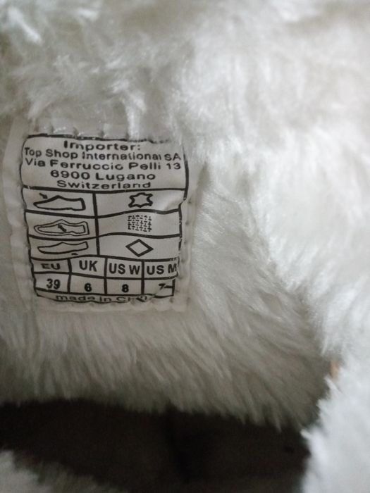 Сапожки  дутики жіночі теплі  39 р. WALK  MAXX.