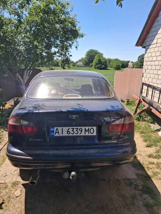 Продам автомобіль деу ланос.