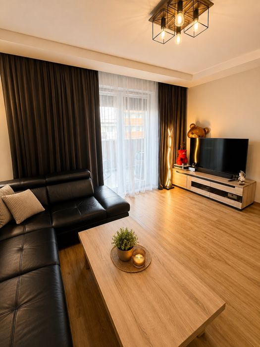 Komfortowe 2 pokojowe mieszkanie z miejscem postojowym  w garazu / Wierzbowa  Park
