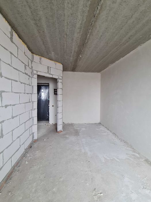 1к, Виставка, Спрінг Таун, здана нб,