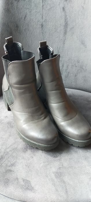 Botki szare, na obcasie, rozmiar 39