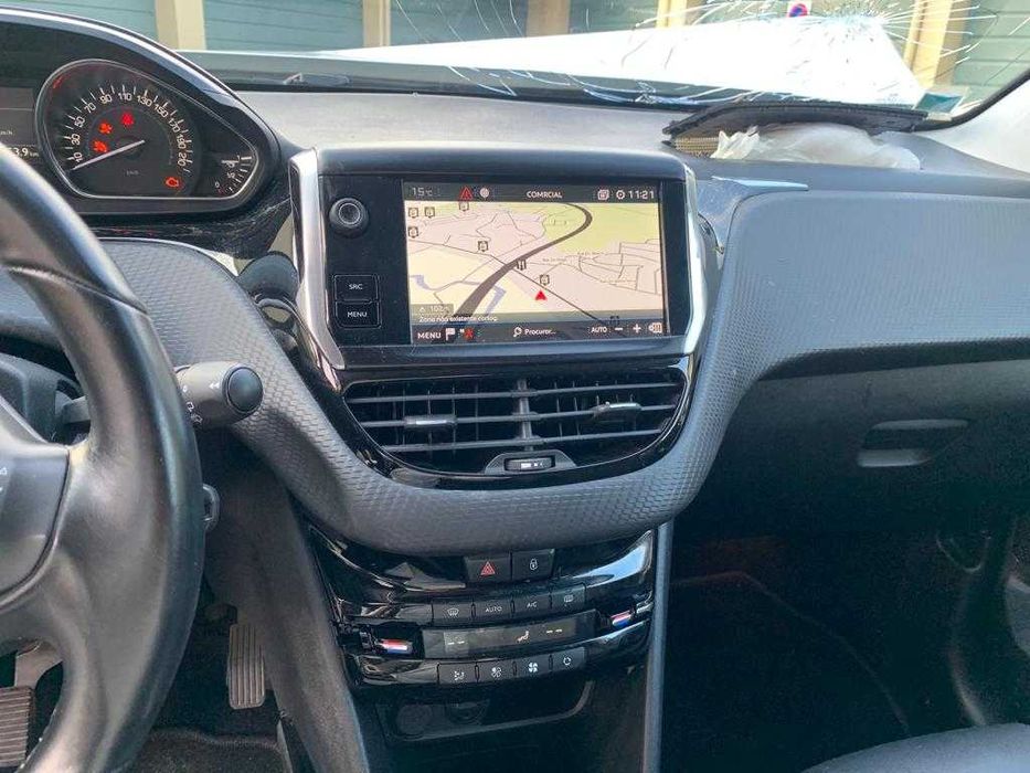 PEUGEOT 2008 1.2 THP Carrinha