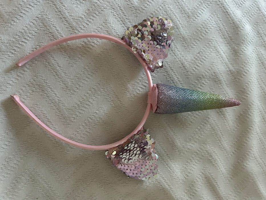 Castelo rosa e multicolorido princesas pin y pon
