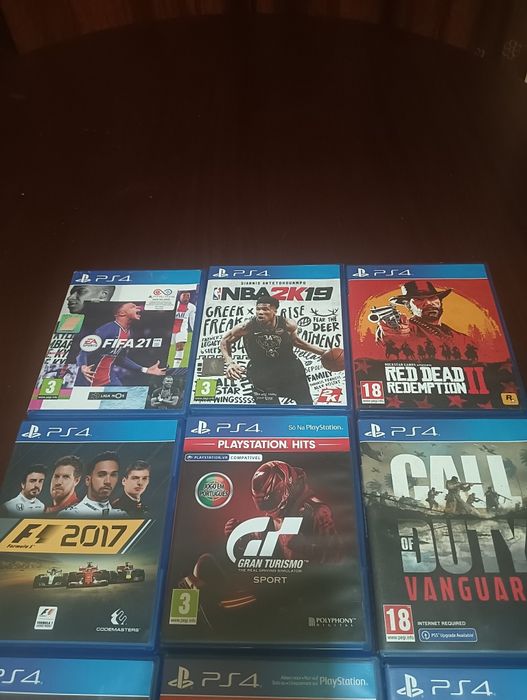 Vendo jogos da PlayStation 4