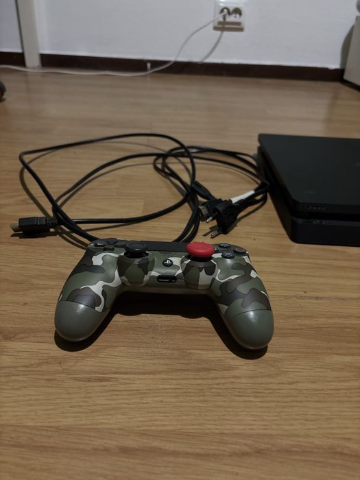 Vendo PS4 1TB (Excelente estado)