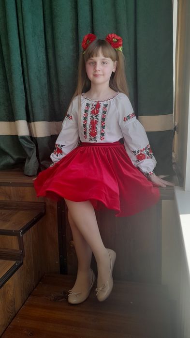 Квіти-заколки зі стрічок  "Волошки"/"Маки"