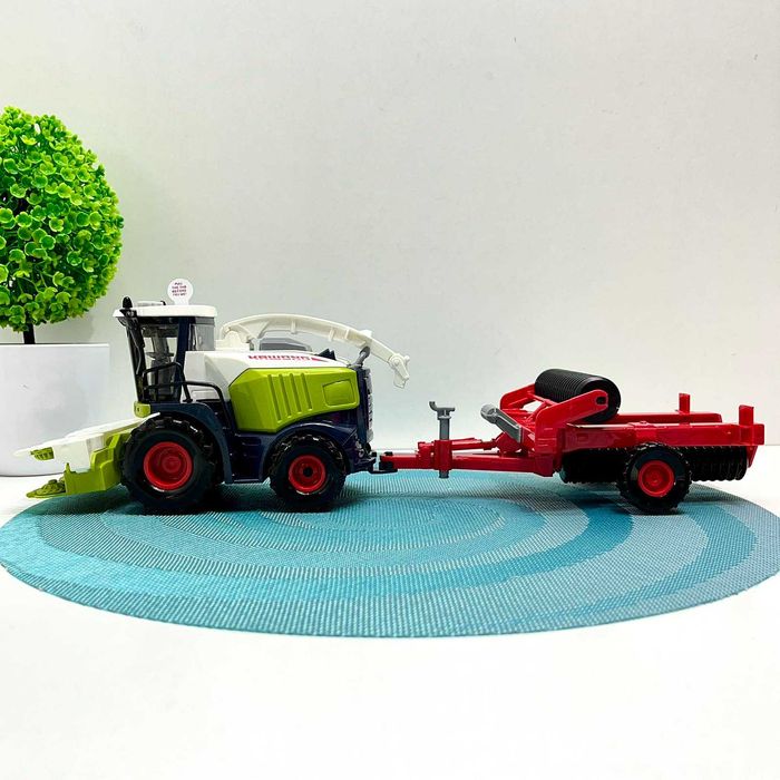 Комбайн інерційний з причепом звук світло 40см 2 види (550-5C-6C)