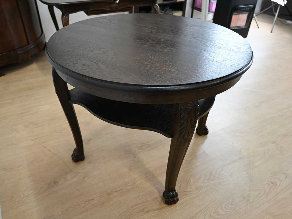 okrągły stolik na lwich łapach 020301