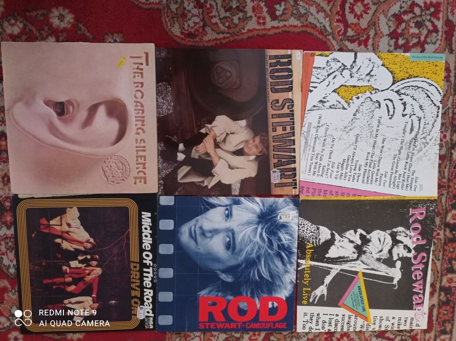 Фирменные пластинки, три род стюард, один из них концертный