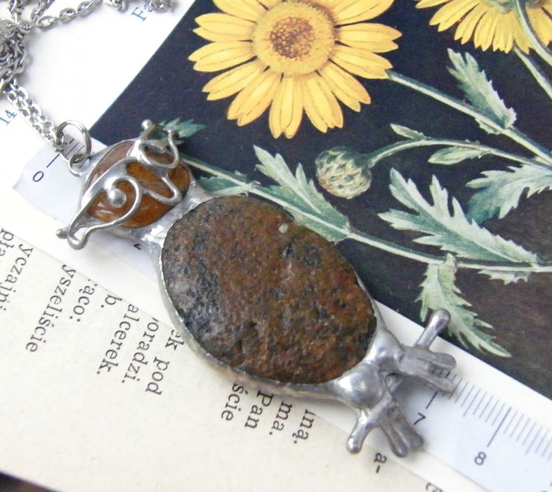 Święta prezent handmade: Naszyjnik sowa wisiorek otoczak