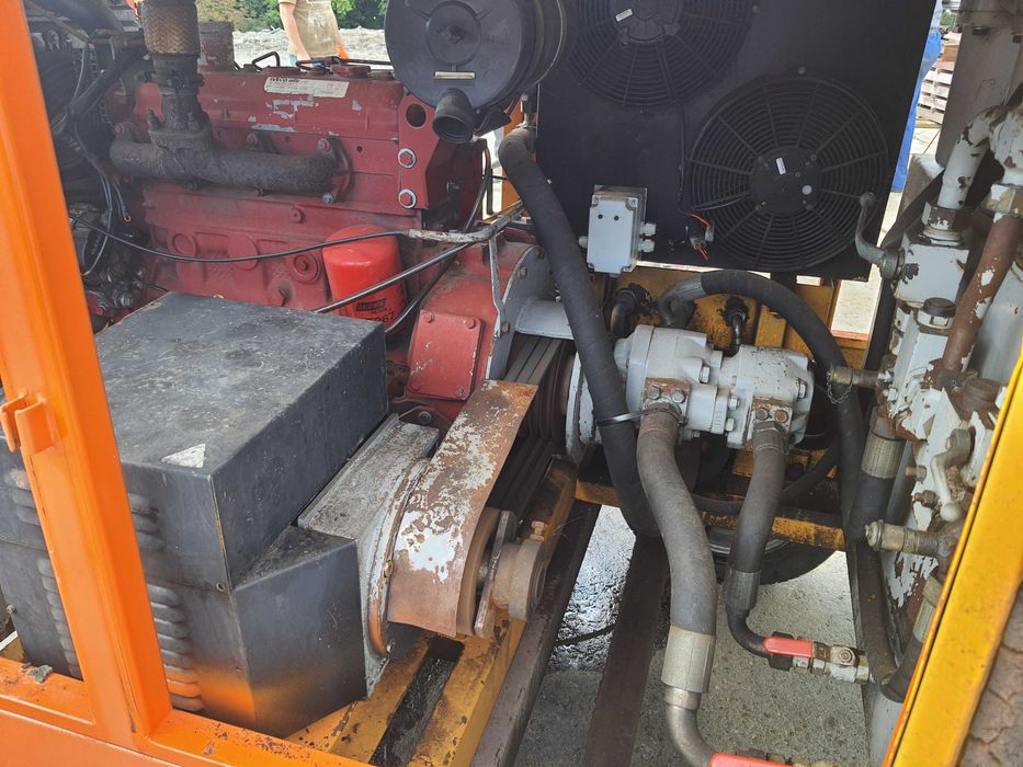 Wiertnica WAMET WPS80 z agregatem hydraulicznym oraz spawarką