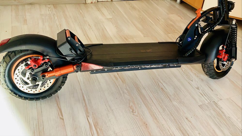 Самокат в идеале почти новый