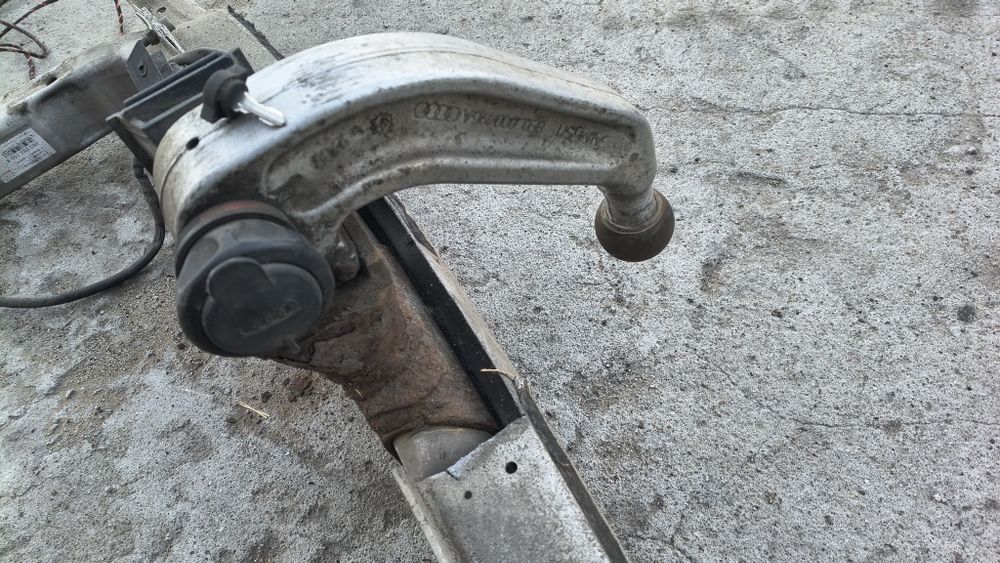 Hak wypinamy Audi A4 B6 Avant Alko