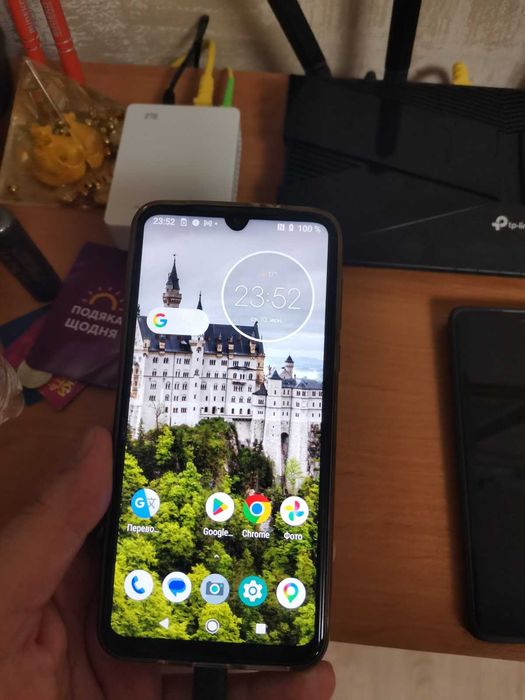 motorola g8 plus - купити мобільні телефони та смартфони - Ціна на