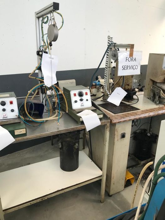 Máquina de dar cola látex para a indústria do calçado