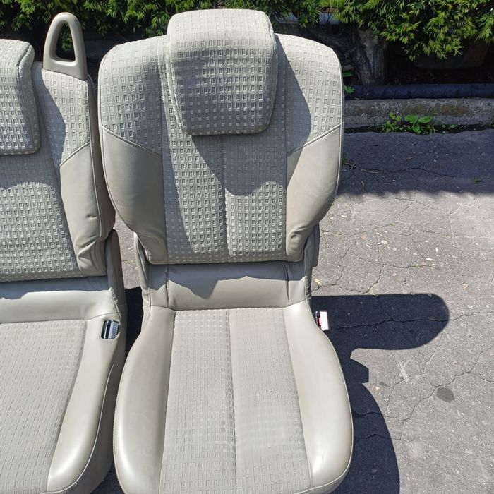 Fotel 2 rząd Renault Grand Scenic II fotele  prawy lewy