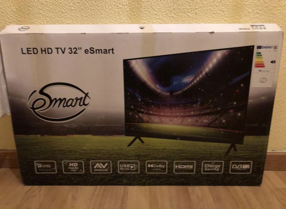 Televisao eSmart nunca usada, caixa original