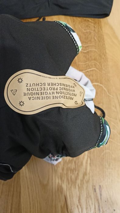 Nowy strój kąpielowy ze spodenkami 40/42