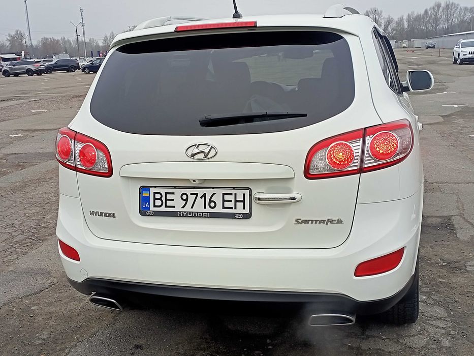 Официальный HYUNDAI SANTA FE, в идеальном состоянии!
