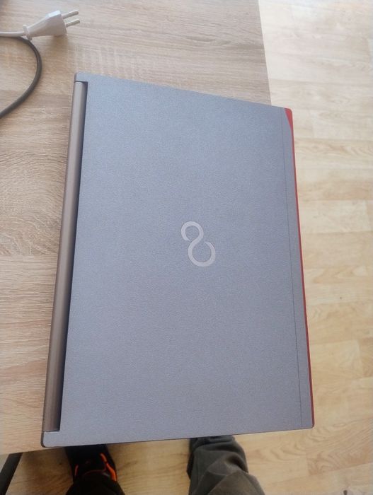 Ноутбук Fujitsu e736 9 годин АКБ ssd 128 hdd 250 13.3 дюйма