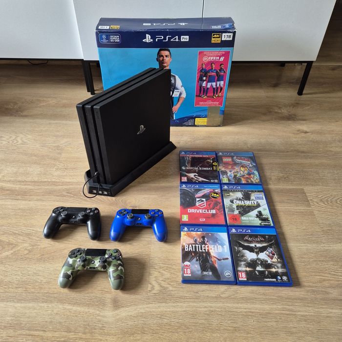 PlayStation 4 Pro 1TB  | Stan IDEALNY | Jak Nowa ! Dużo gier!