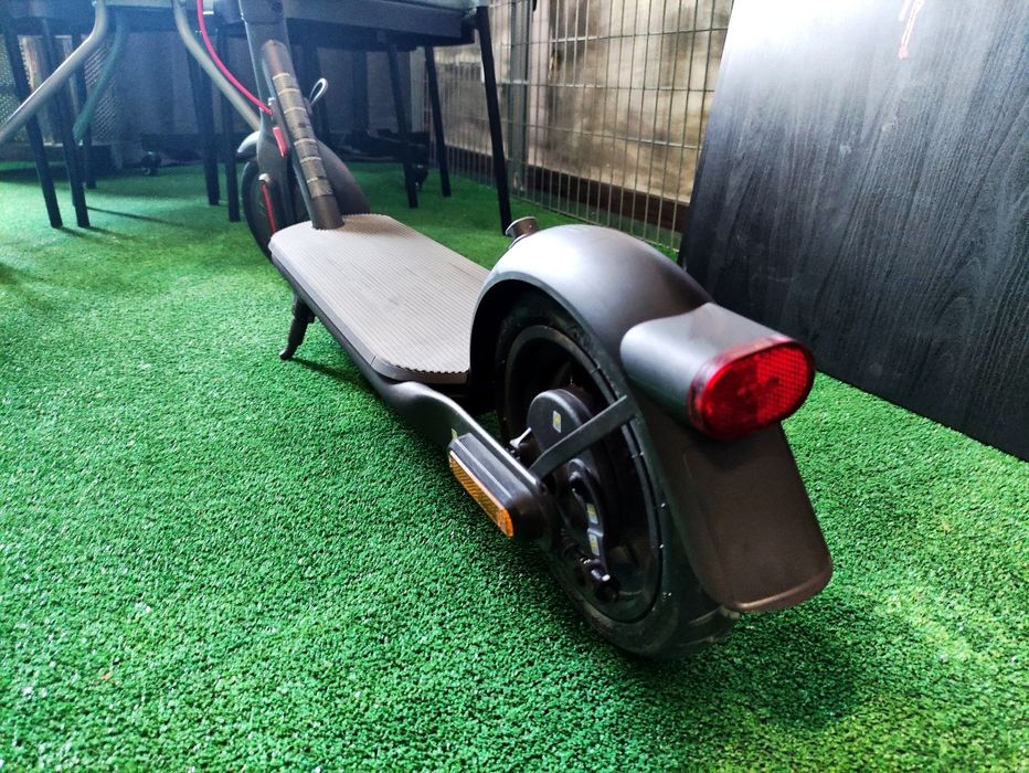 Trotinete Elétrica Xiaomi Scooter 4 Lite