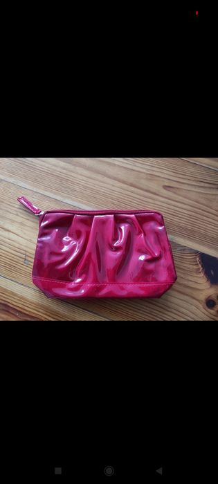 Kosmetyczka firmy Avon nowa