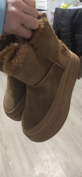 Угги  натуральний замш, тепленькі та легенькі