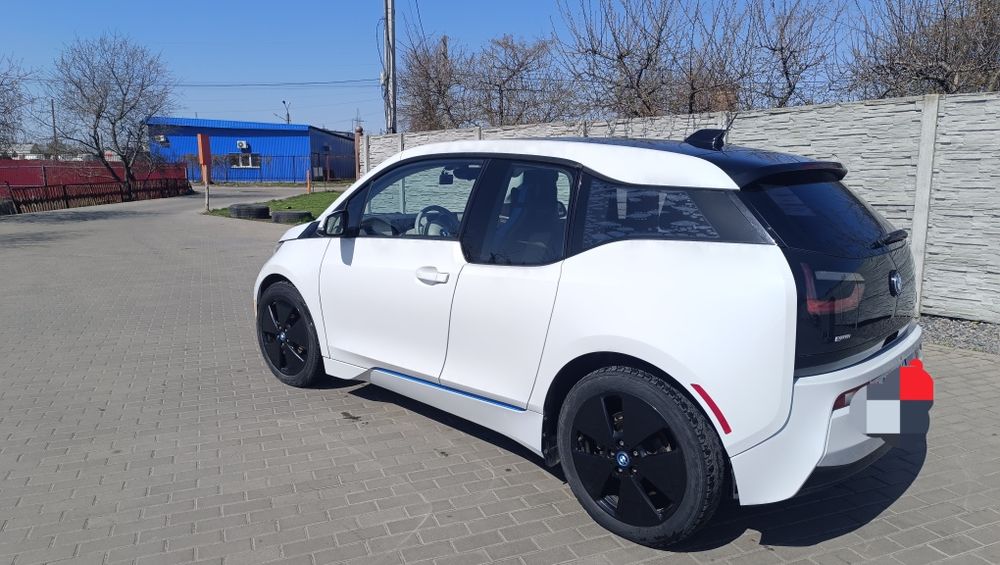 Продам BMW i3 REX